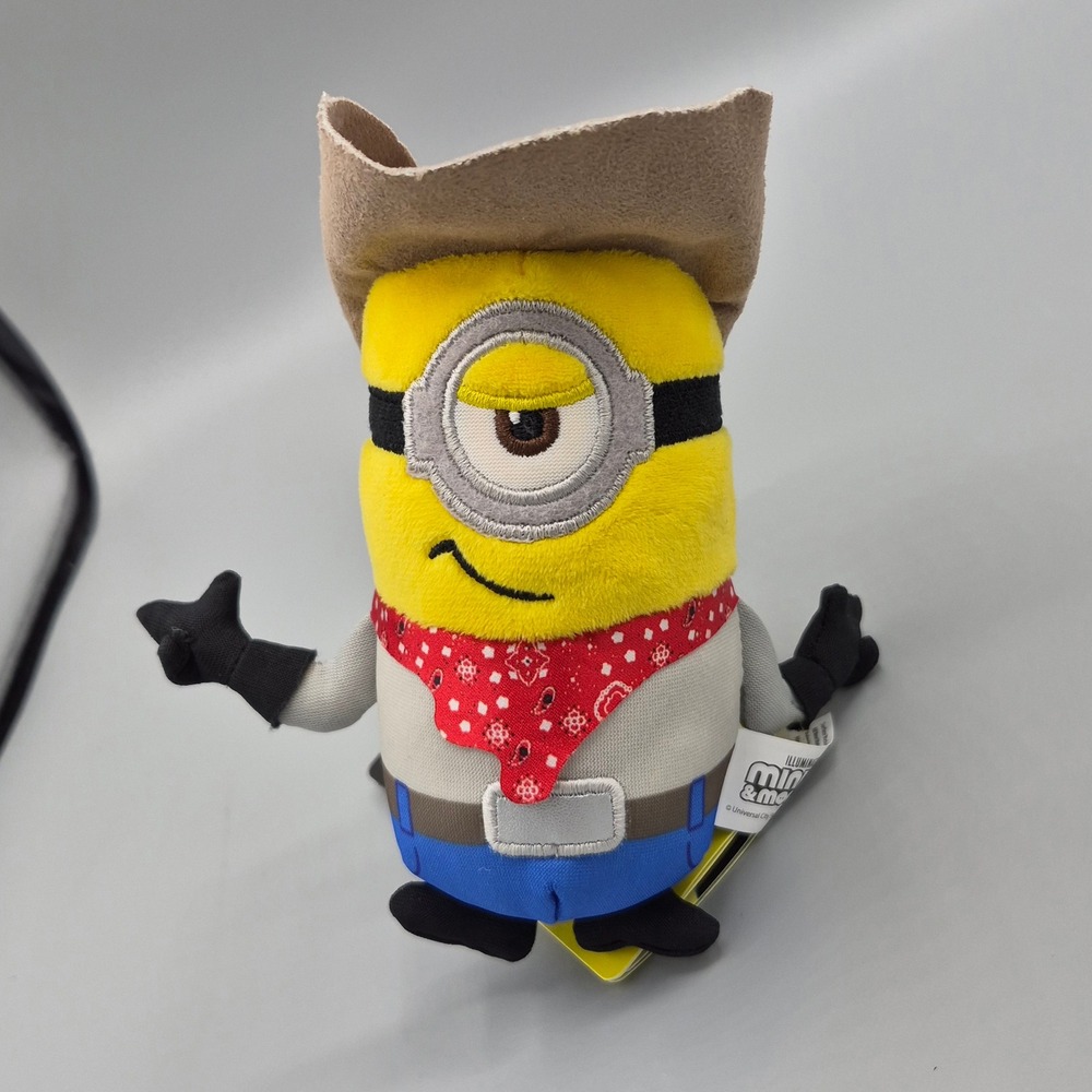 Snapco Minions & Monsters Cowboy Shoulder Plush Magnetic Plate New with Tag